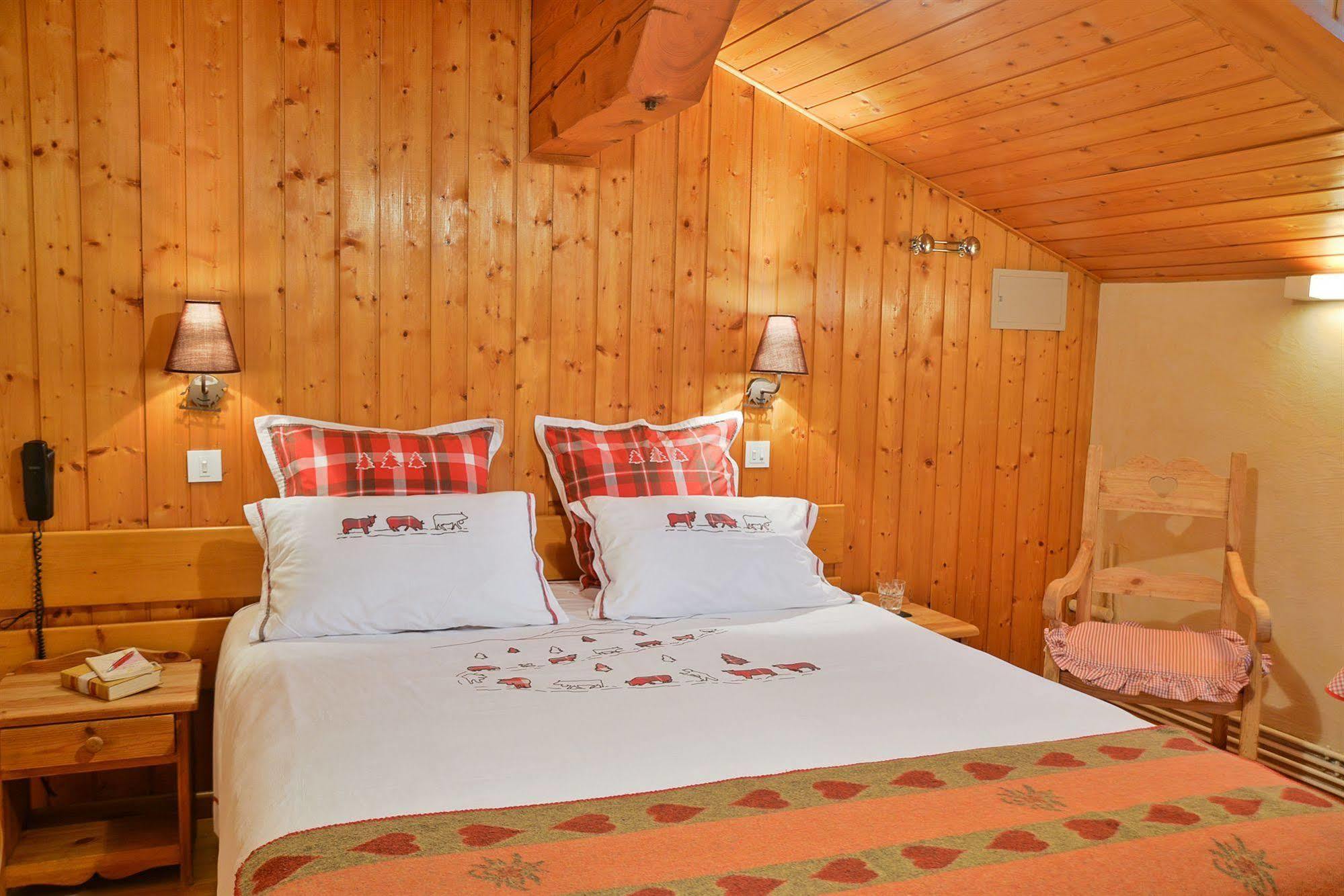 Le Morillon Hotel Bagian luar foto