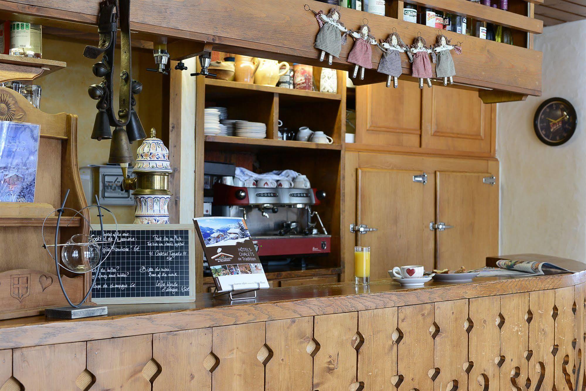 Le Morillon Hotel Bagian luar foto